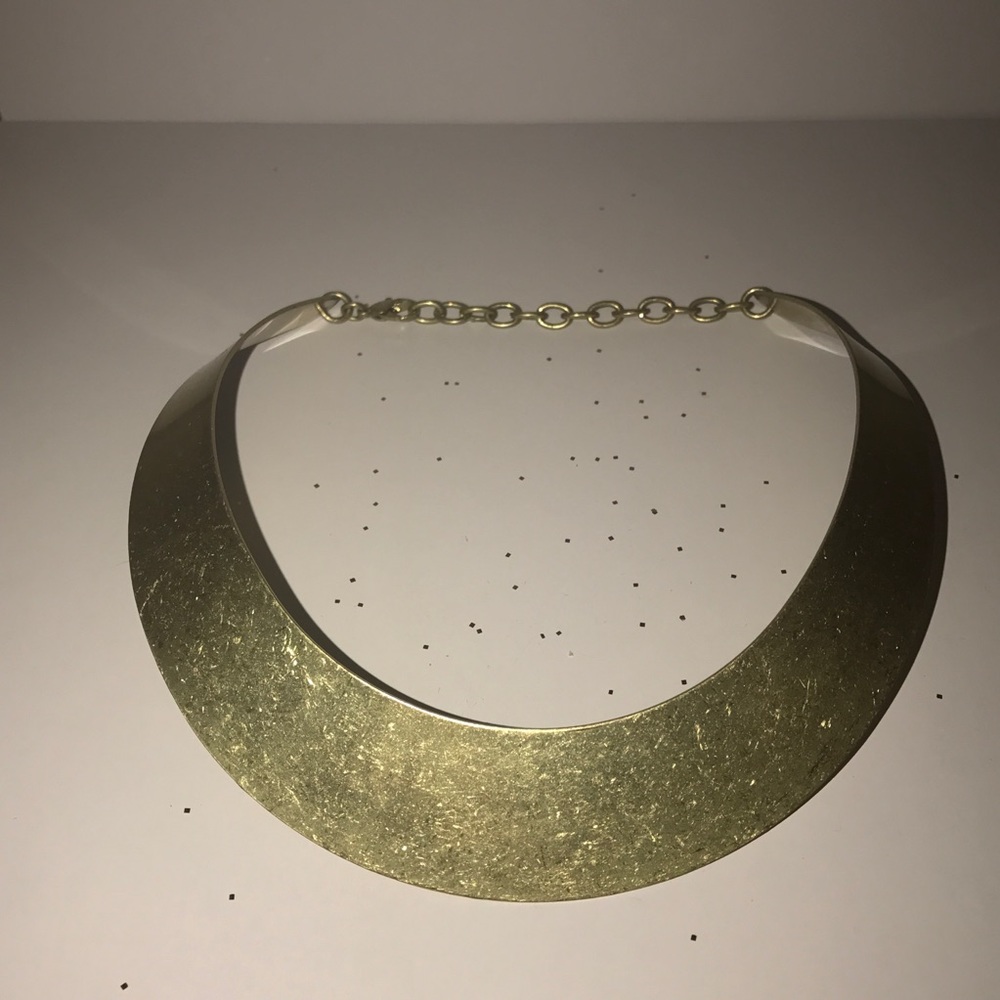Gold choker